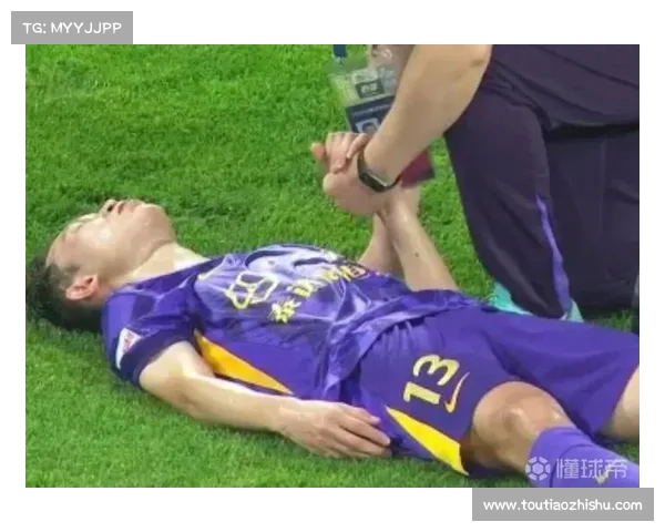 李永佳遭球击中颞部后出现脑震荡症状 下场后感到眩晕与恶心 李永佳遭球击中颞部后出现脑震荡症状 下场后感到眩晕与恶心